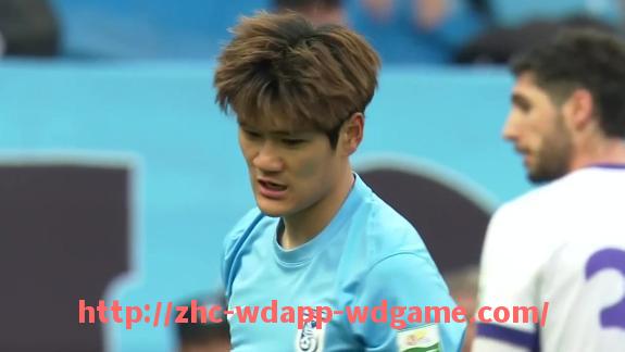 问鼎娱乐官网-法甲俱乐部策略新动向：如何在竞争中突围成功？